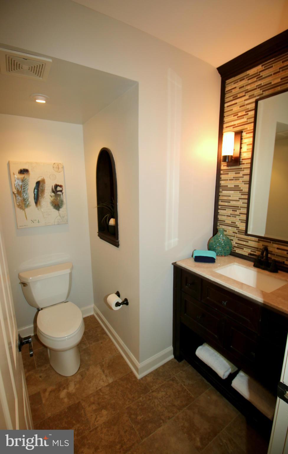 11476 Waterhaven Court Reston, VA 20190 - Photo 10 of 29 Bath Powder