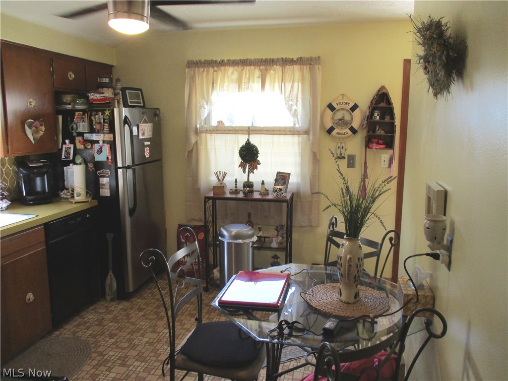 994 Nevin Street Akron, OH 44310 - Photo 12 of 27 Gallery Image 12
