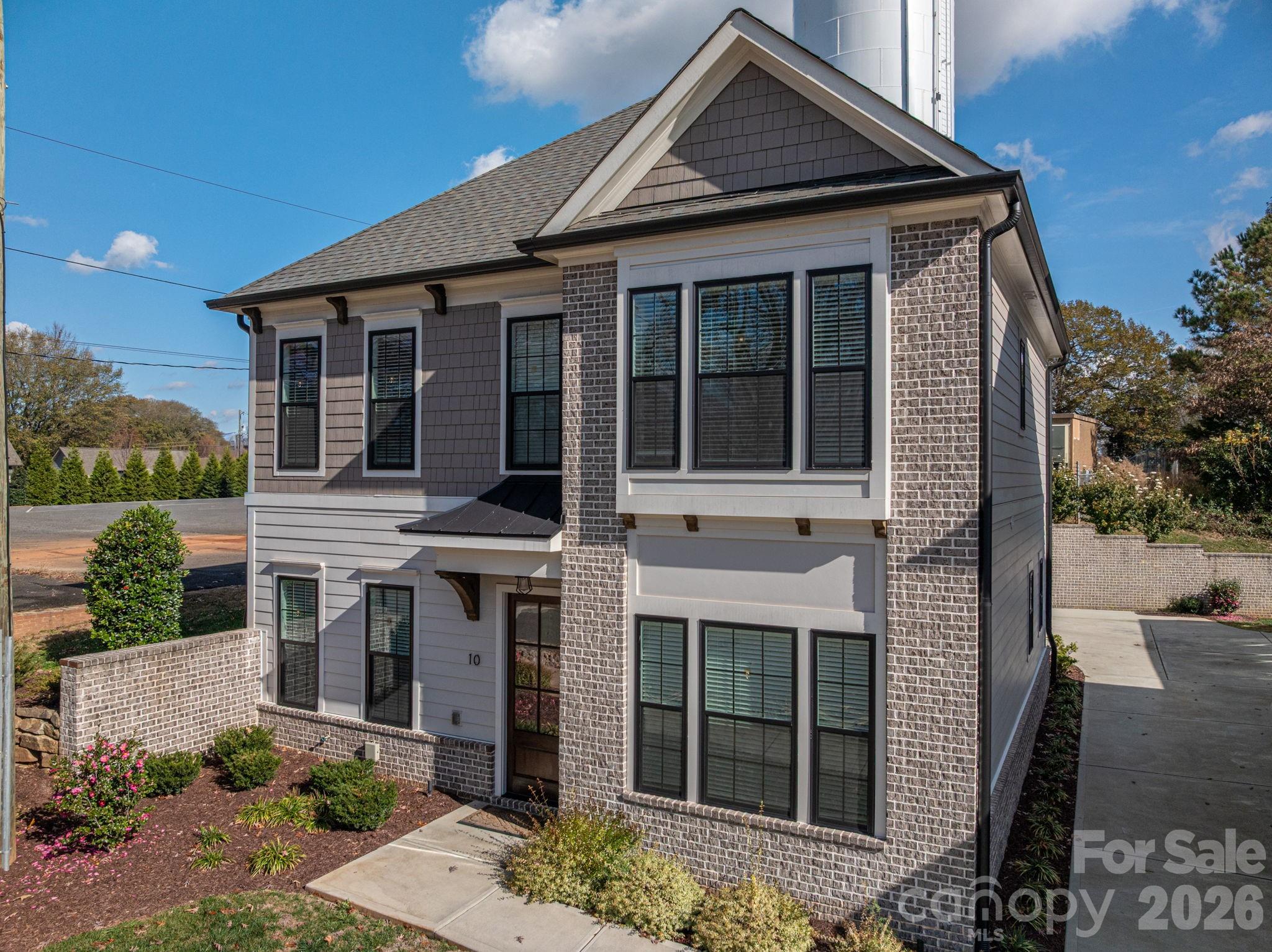 10 Oak Street Belmont, NC 28012 - Photo 2 of 47