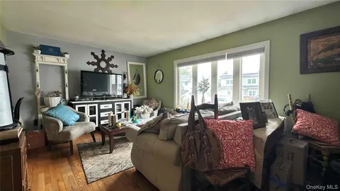 $629,000 | 42 Kenwood Avenue, Massapequa, NY 11758