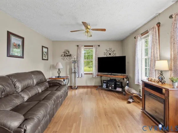 $750,000 | 1740 Paulette Lane, Blackstone, VA 23824