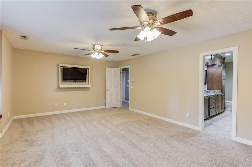 6564 Parkside Way Norcross, GA 30093 - Photo 16 of 41