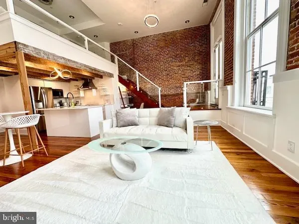 $2,000 | 171 East Davis Street, Unit 200, Culpeper, VA 22701