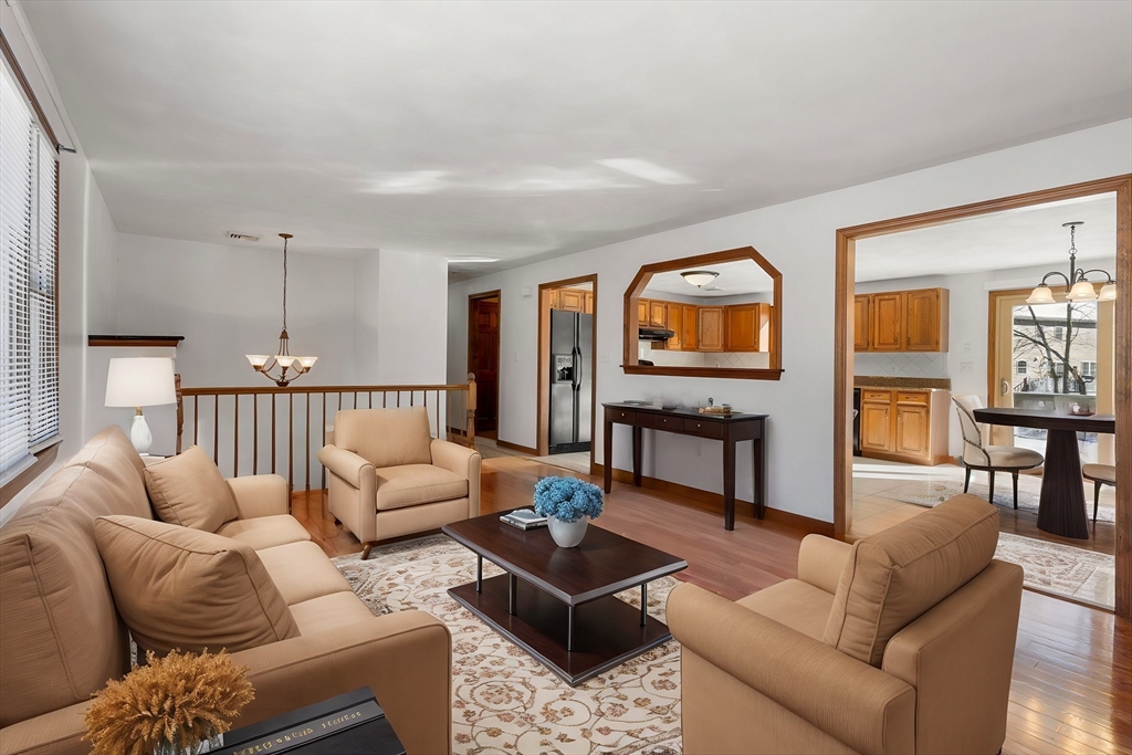 83 Pomfret Road Tewksbury, MA 01876 - Photo 11 of 31 Gallery Image 11