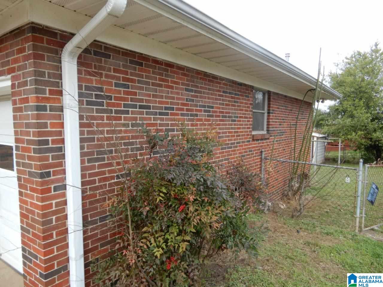 24 9th Terrace Southwest Birmingham, AL 35211 - Photo 15 of 18