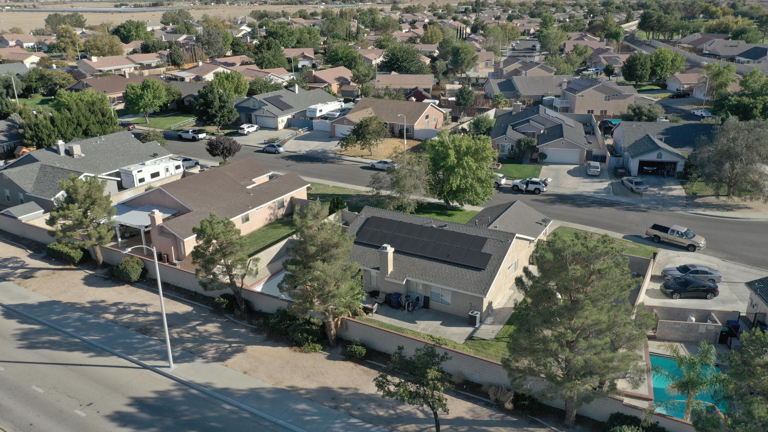 3243 Kayak Street Lancaster, CA 93535 - Photo 30 of 32 DJI_0178