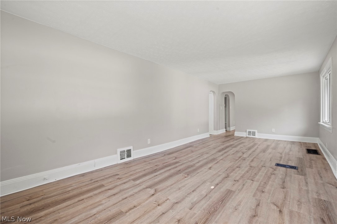 1218 Briggle Road Akron, OH 44320 - Photo 10 of 40 Empty room
