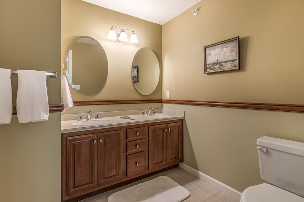 35 Collins Street, Unit 73 Danvers, MA 01923 - Photo 17 of 28