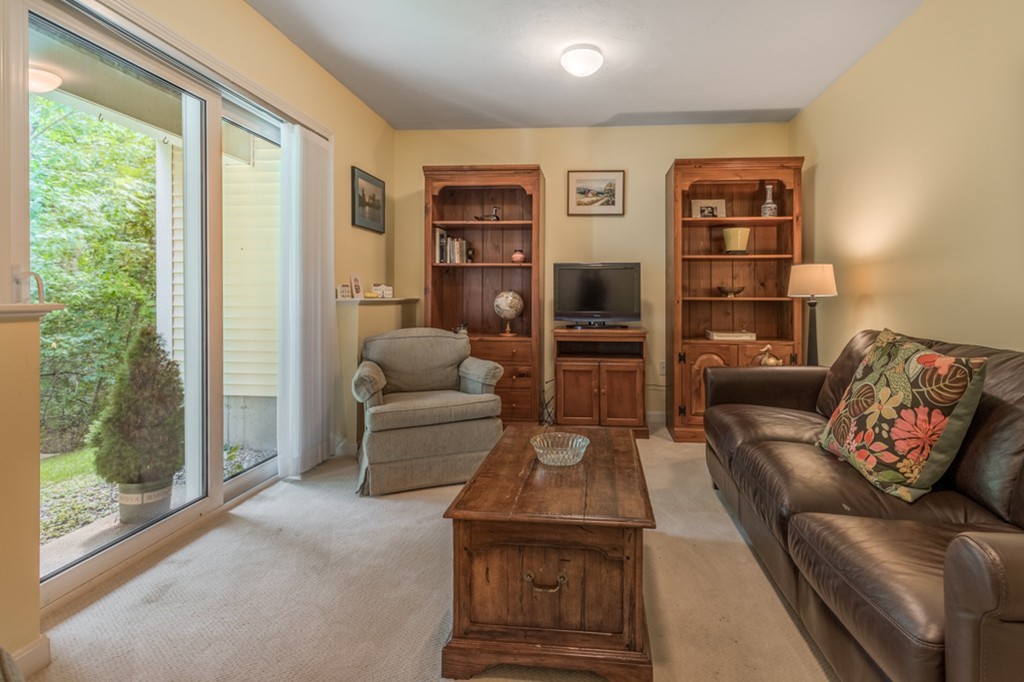 35 Collins Street, Unit 73 Danvers, MA 01923 - Photo 25 of 28