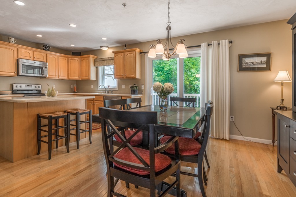 35 Collins Street, Unit 73 Danvers, MA 01923 - Photo 3 of 28