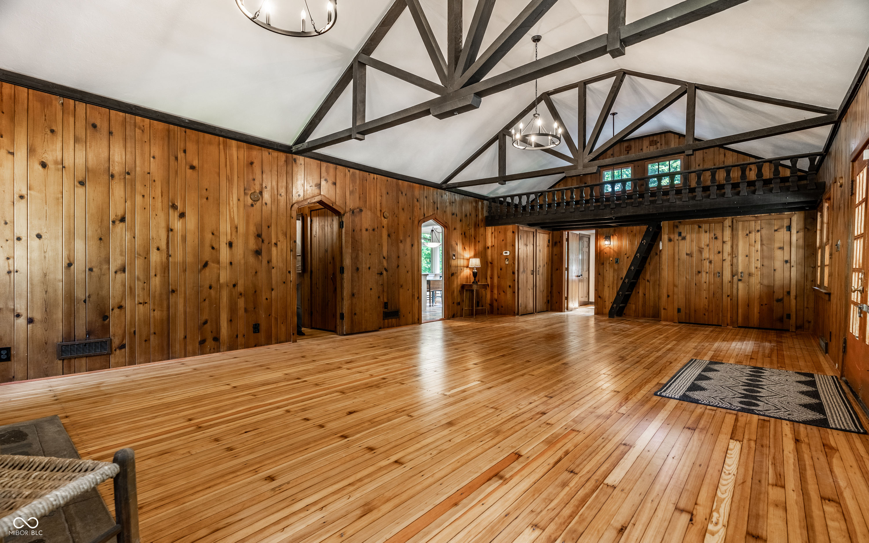 8717 Moore Road Indianapolis, IN 46278 - Photo 18 of 49 Gallery Image 18