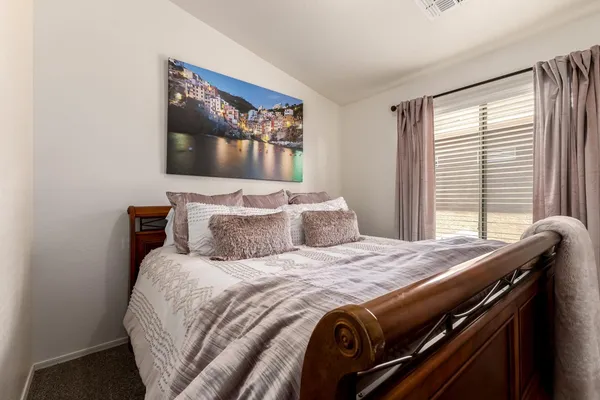$2,800 | 2250 East Deer Valley Drive, Unit 15, Phoenix, AZ 85024