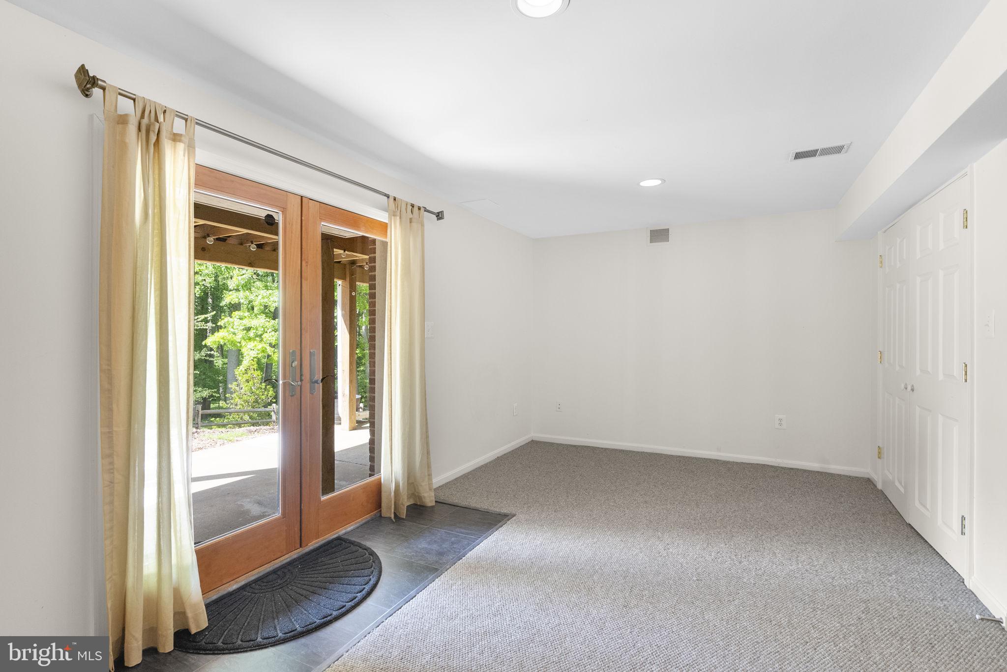 15220 Redgate Drive Silver Spring, MD 20905 - Photo 49 of 65