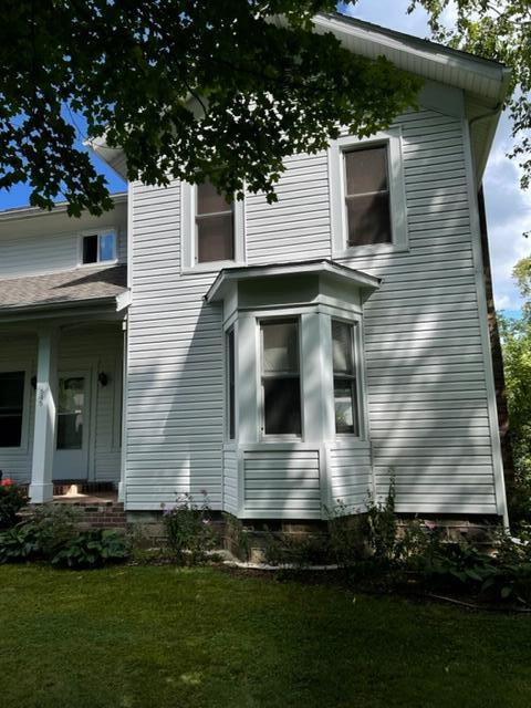 545 Maple Street Colon, MI 49040 - Photo 3 of 37 IMG_1547
