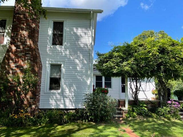 545 Maple Street Colon, MI 49040 - Photo 6 of 37 IMG_1545