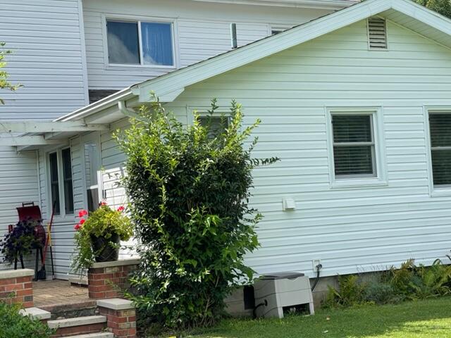 545 Maple Street Colon, MI 49040 - Photo 9 of 37 IMG_1542
