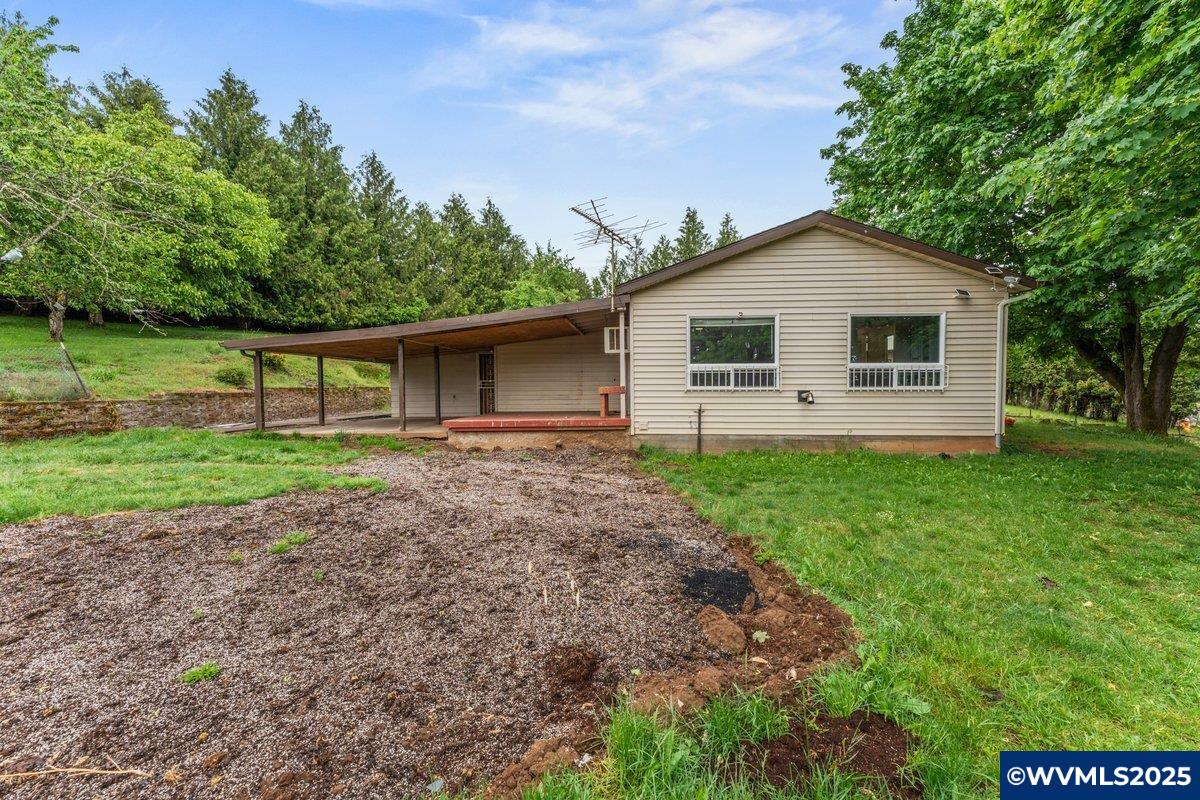 10073 South Maple Grove Road Molalla, OR 97038 - Photo 1 of 34