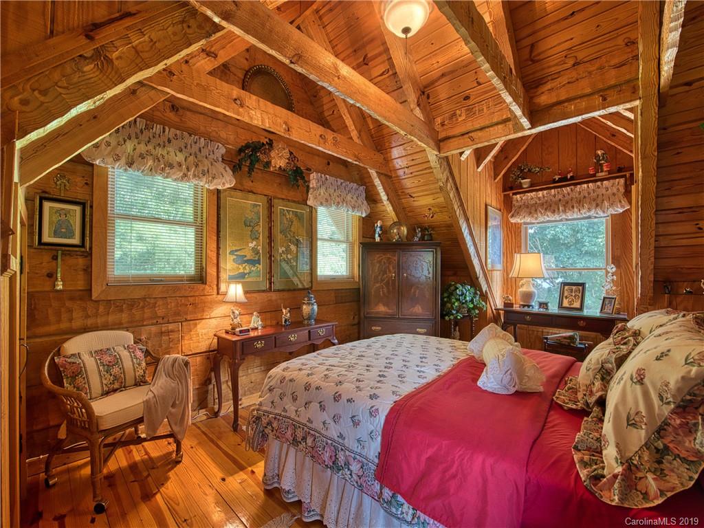 1249 Rough Knob Road Clyde, NC 28721 - Photo 18 of 41 Gallery Image 18