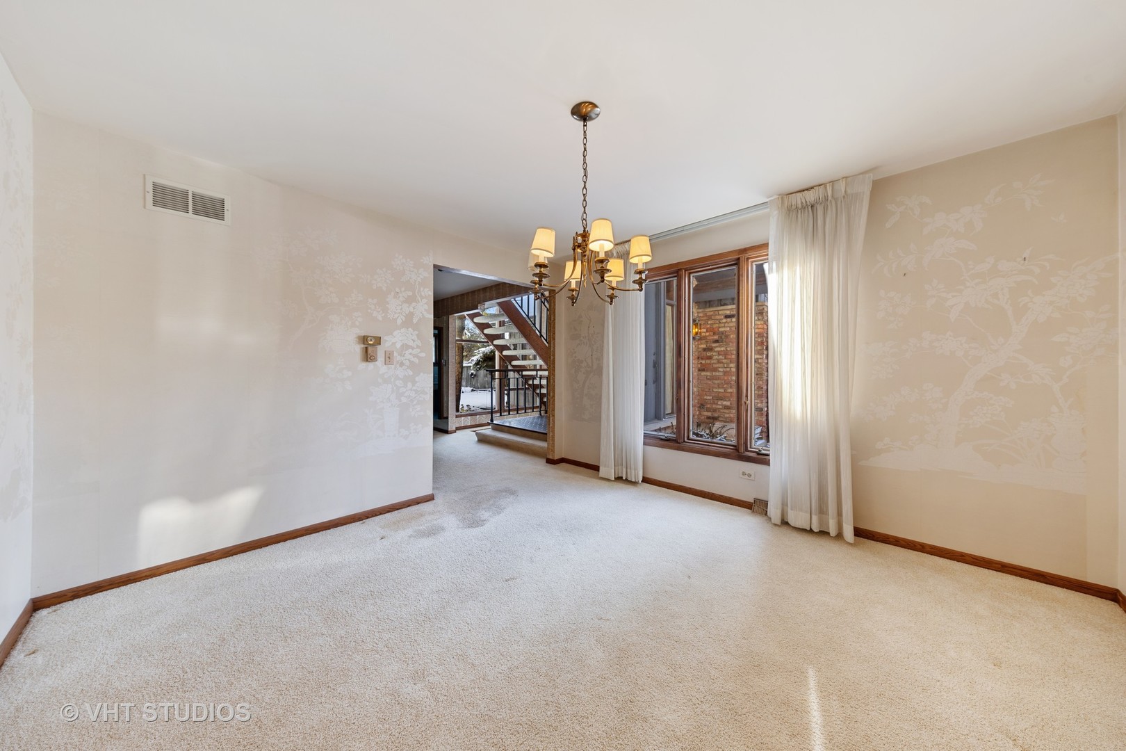 17 Princeton Road Hinsdale, IL 60521 - Photo 4 of 15