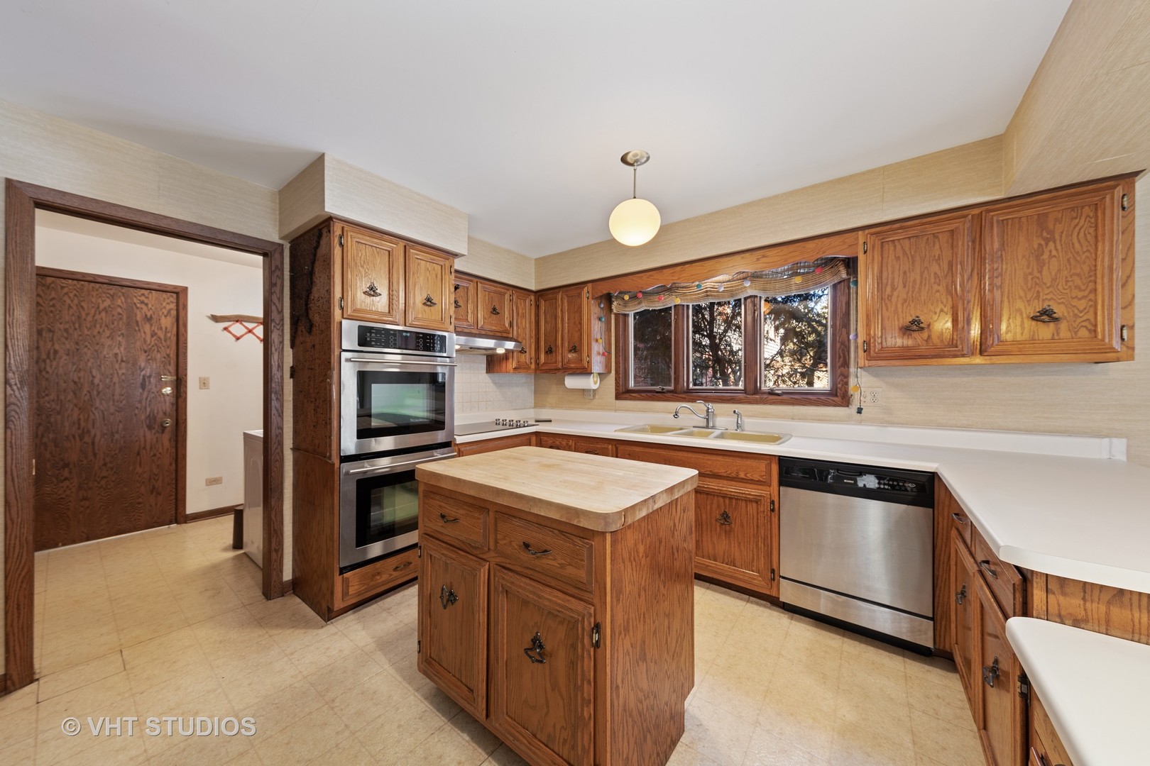 17 Princeton Road Hinsdale, IL 60521 - Photo 6 of 15
