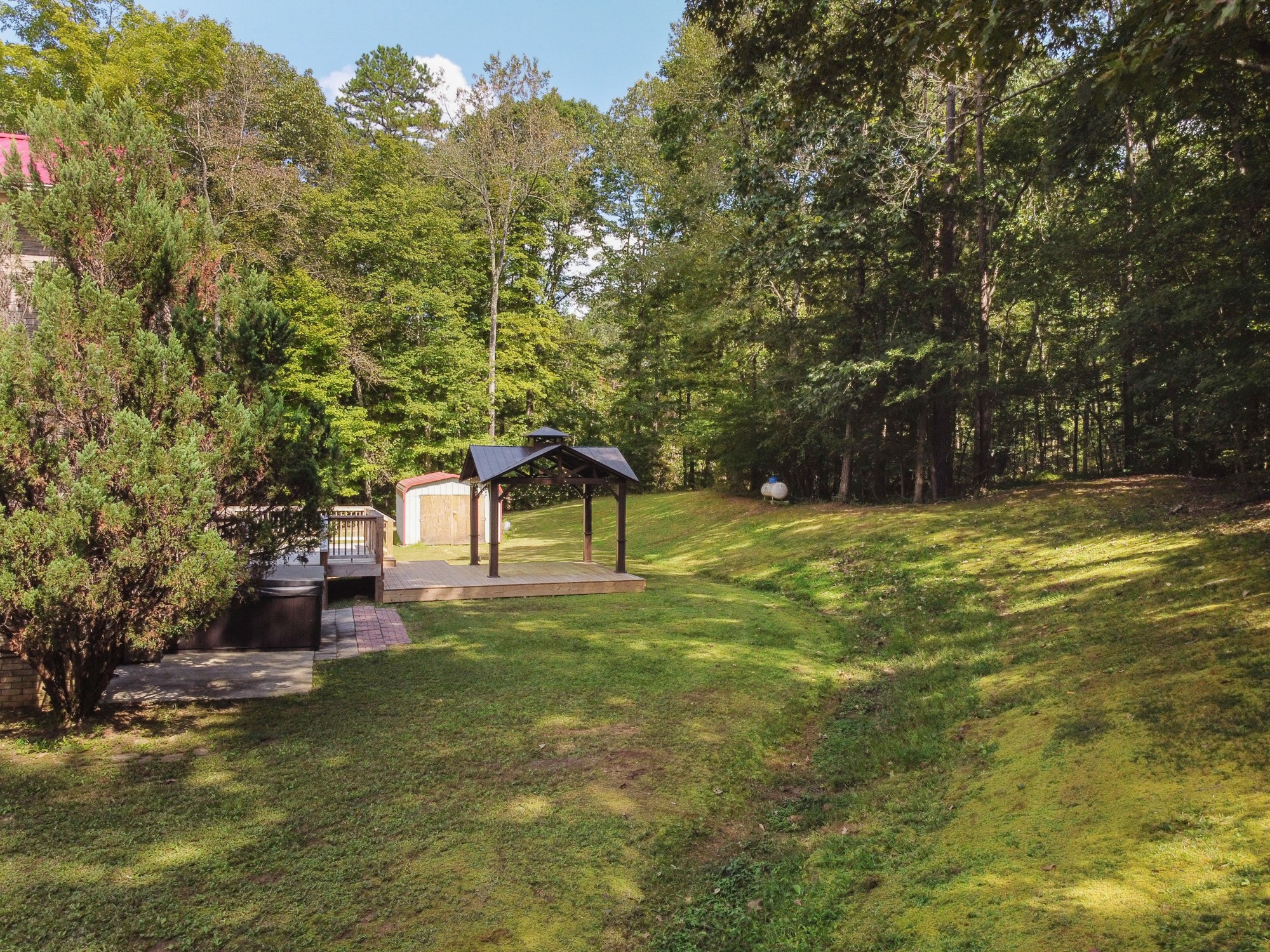 6708 Pinewood Road Nunnelly, TN 37137 - Photo 15 of 36 Gallery Image 15
