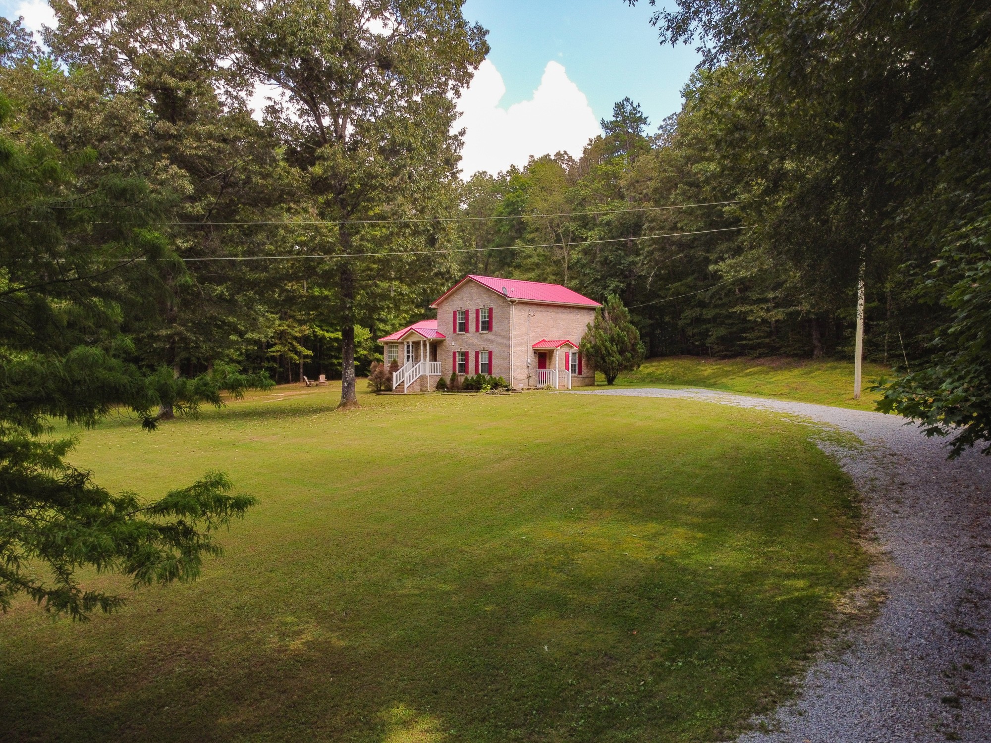 6708 Pinewood Road Nunnelly, TN 37137 - Photo 3 of 36 Gallery Image 3