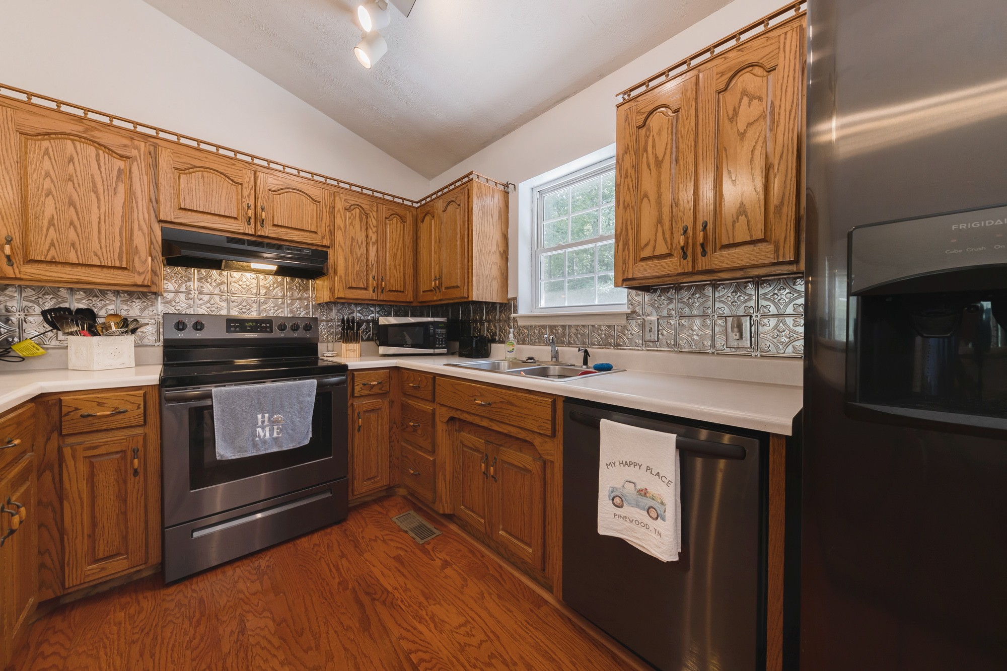 6708 Pinewood Road Nunnelly, TN 37137 - Photo 25 of 36 Gallery Image 25