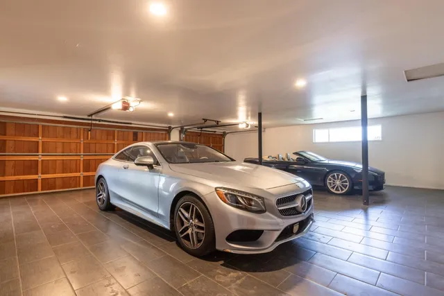 a view of a kitchen with washer and dryer