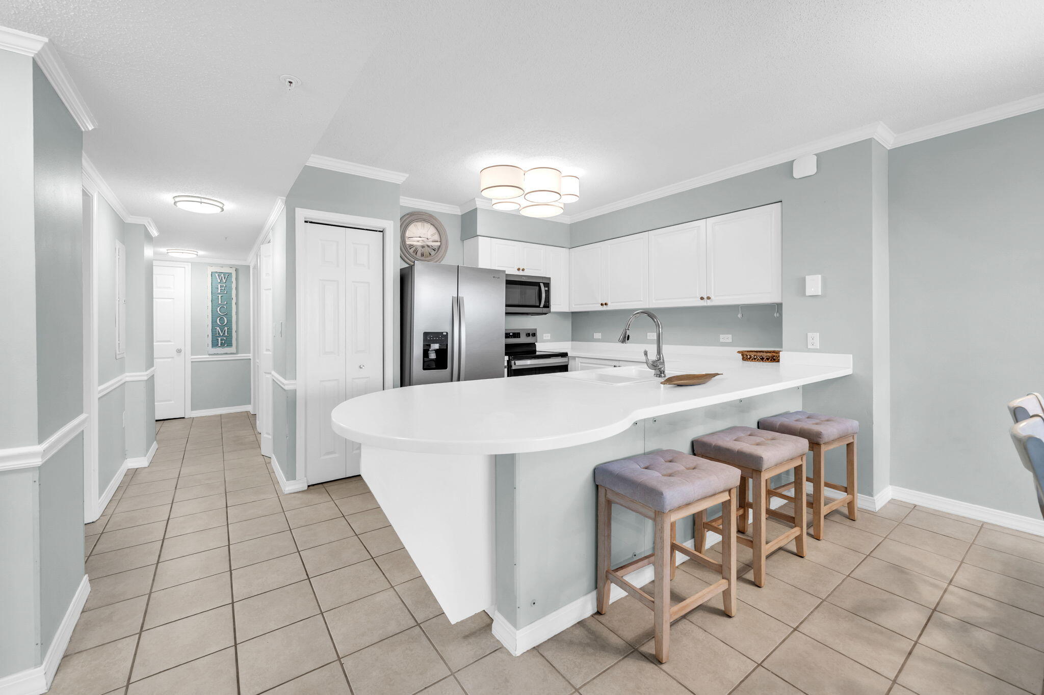 520 Santa Rosa Boulevard, Unit 100 Fort Walton Beach, FL 32548 - Photo 15 of 47 Breakfast Bar