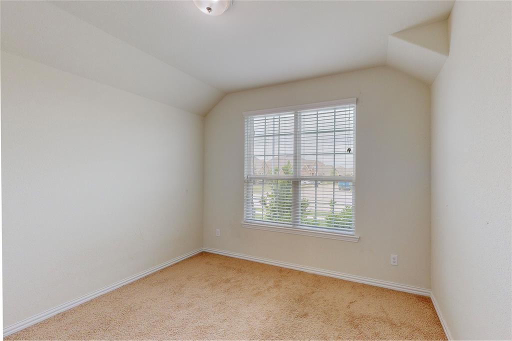8100 Horseman Road Fort Worth, TX 76131 - Photo 23 of 35
