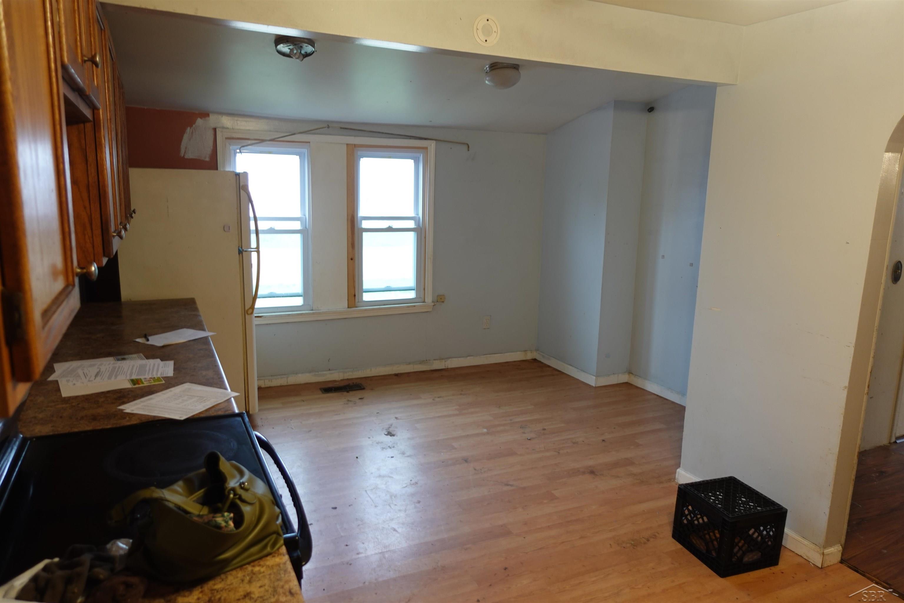 50107754-5.JPG