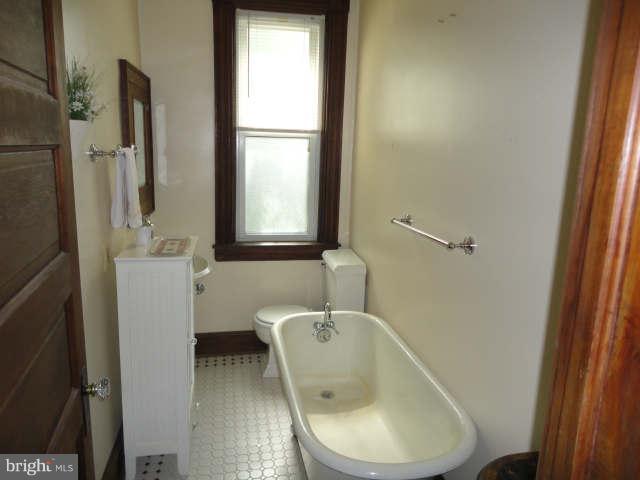 7520 Philadelphia Road Rosedale, MD 21237 - Photo 20 of 27 Hall Bath