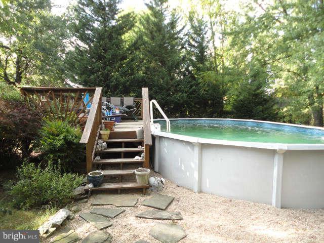 7520 Philadelphia Road Rosedale, MD 21237 - Photo 25 of 27 Pool