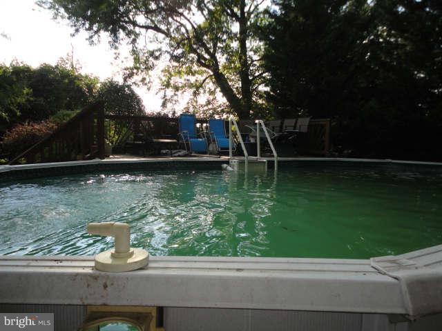 7520 Philadelphia Road Rosedale, MD 21237 - Photo 26 of 27 Pool & Deck