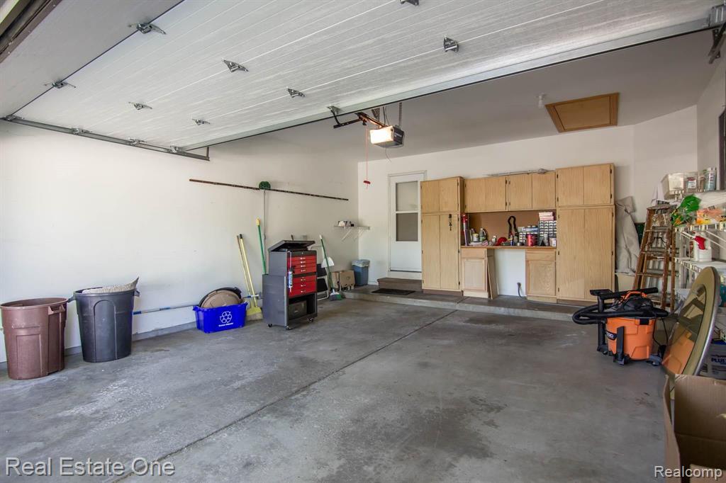 6687 Ridgeview Drive, Unit 55 Clarkston, MI 48346 - Photo 23 of 28
