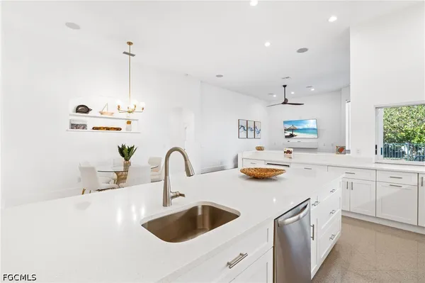 $2,250,000 | 4090 West Gulf Drive, Sanibel, FL 33957