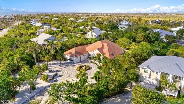 $2,250,000 | 4090 West Gulf Drive, Sanibel, FL 33957