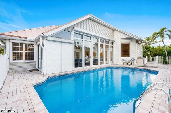 $2,250,000 | 4090 West Gulf Drive, Sanibel, FL 33957