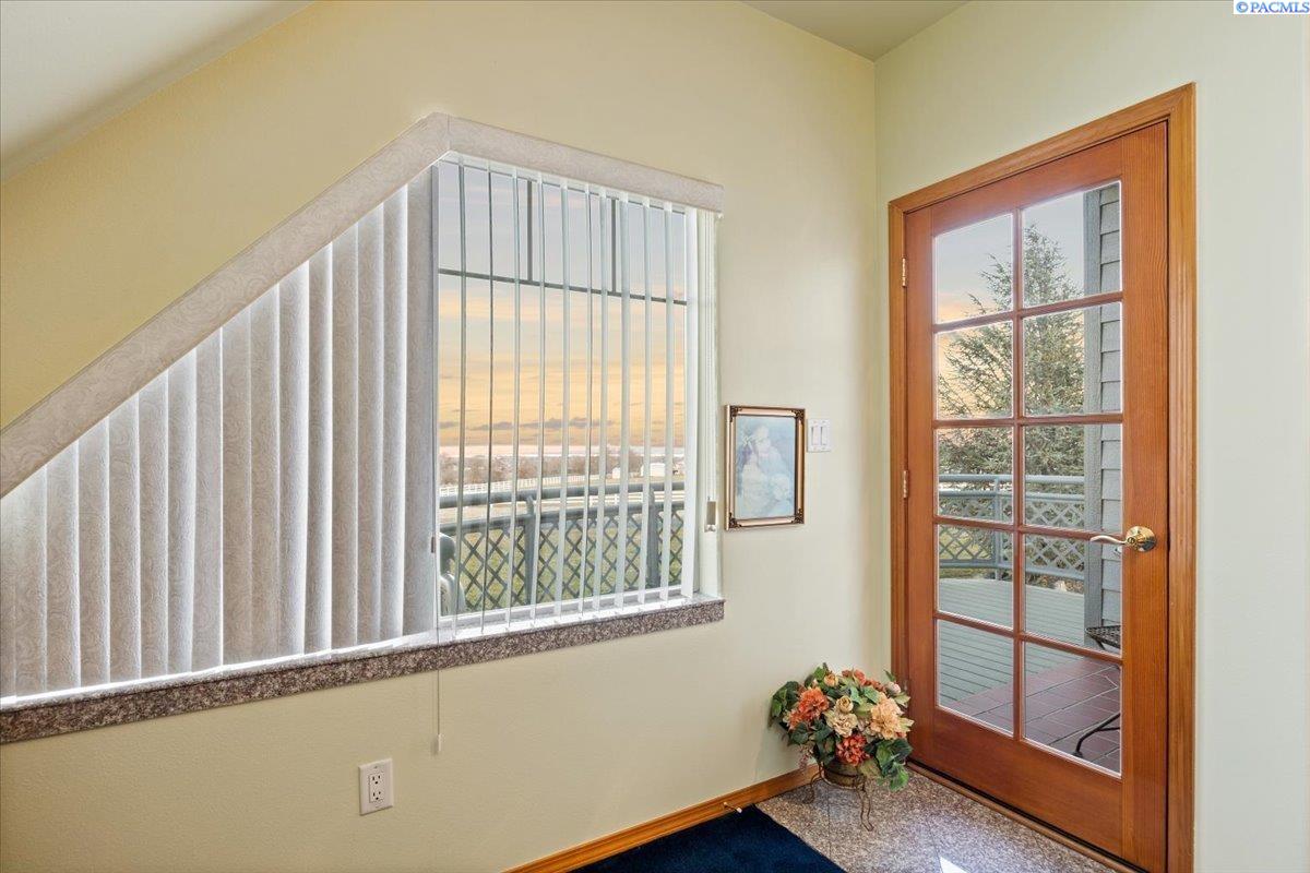 44208 South Fremont Road Kennewick, WA 99337 - Photo 23 of 28 Gallery Image 23