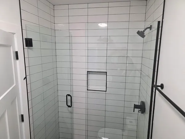 $3,500 | 6649 South Woodlawn Avenue, Unit 1, Chicago, IL 60637