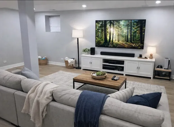 $3,500 | 6649 South Woodlawn Avenue, Unit 1, Chicago, IL 60637
