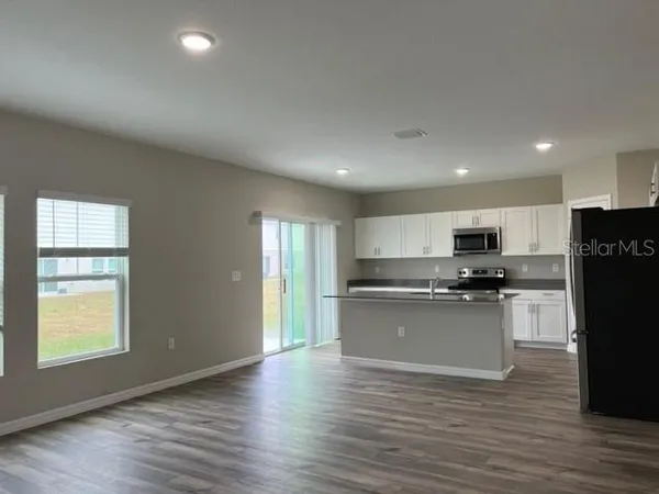 $2,650 | 34137 Scarlet Sage Court, Wesley Chapel, FL 33545