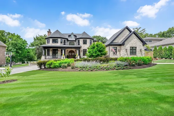 $2,500,000 | 4050 Sterling Road, Downers Grove, IL 60515