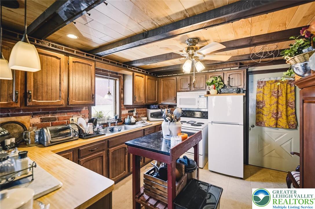 15882 Kutztown Road, Unit A Mertztown, PA 19539 - Photo 30 of 35 Gallery Image 30