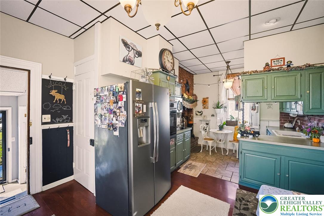 15882 Kutztown Road, Unit A Mertztown, PA 19539 - Photo 9 of 35 Gallery Image 9