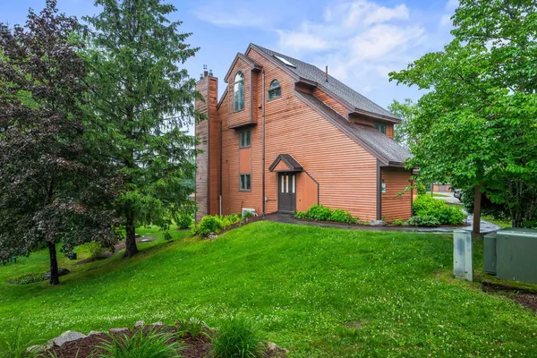 $445,000 | 1 Nordic Village Lane, Unit L93, Bartlett, NH 03838