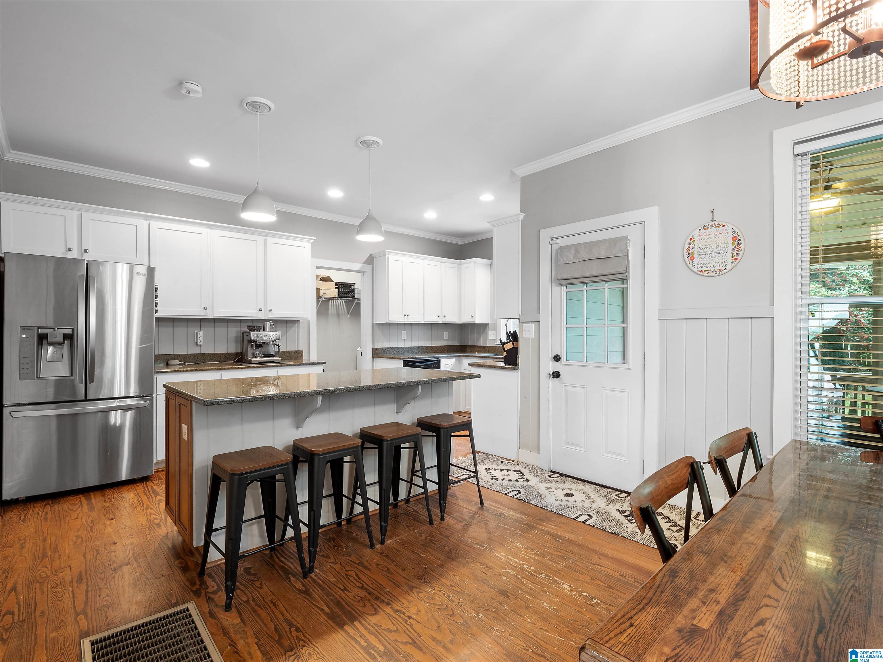 4324 Dolly Ridge Road Birmingham, AL 35243 - Photo 8 of 25