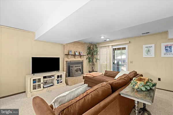$575,000 | 109 Wileys Lane, Pasadena, MD 21122