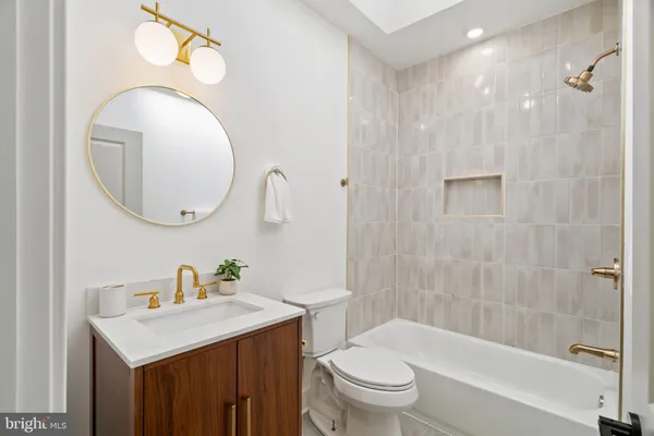 $240,000 | 5525 Osage Avenue, Philadelphia, PA 19143