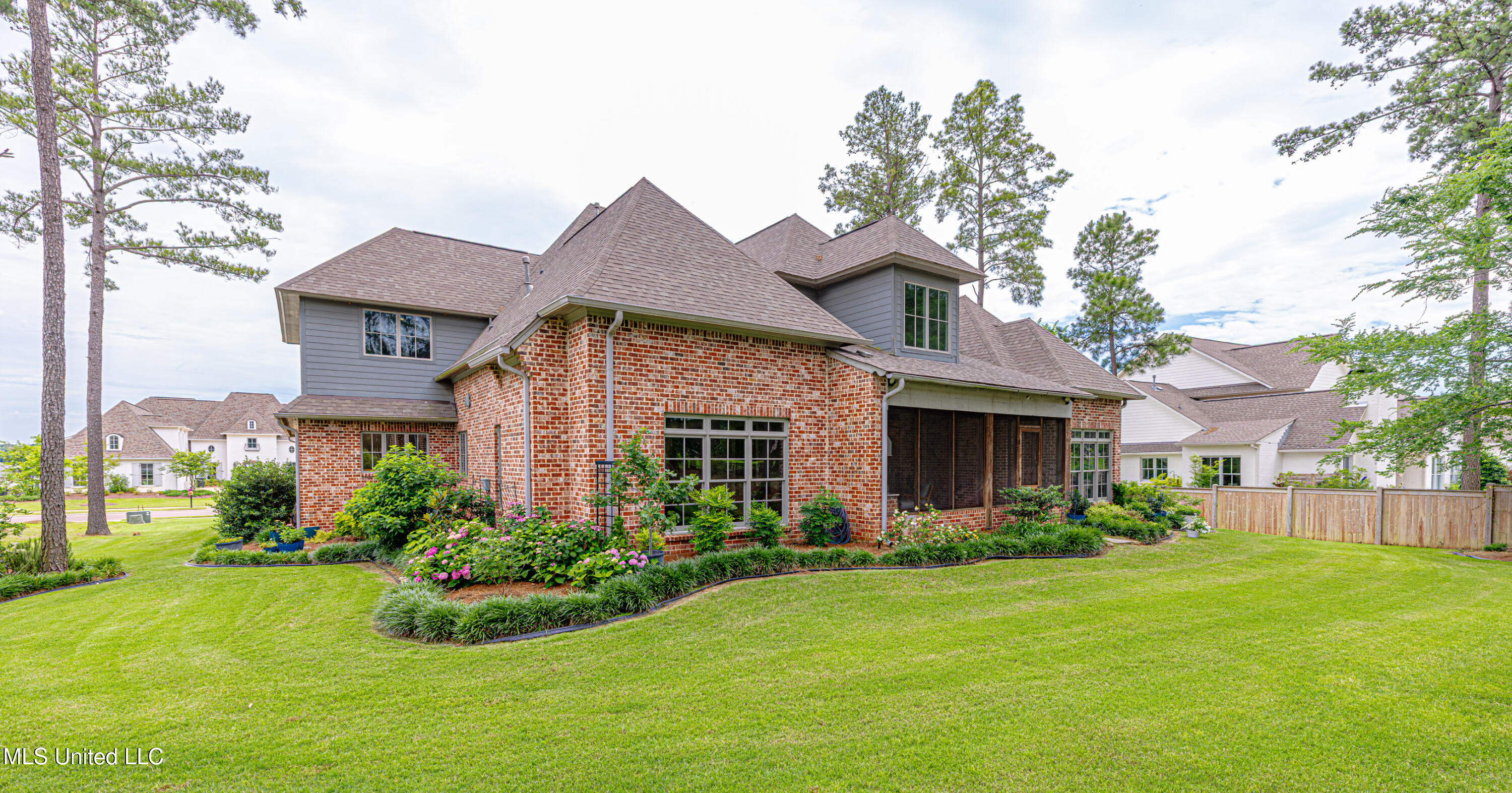 157 Reunion Drive Madison, MS 39110 - Photo 11 of 113 1R4A8975-Enhanced-NR